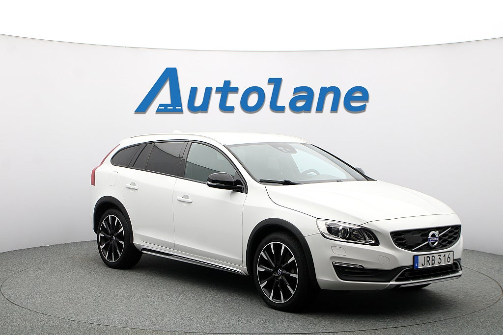 Volvo V60 Cross Country D4 AWD Summum, TV-skärmar bak, BLIS