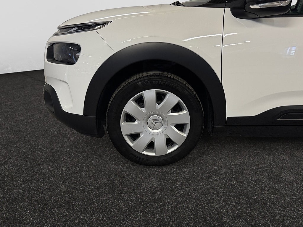 Citroën C4 Cactus 1.2 PT Feel 110hk Farthållare Låga mil Apple Carplay bild 5