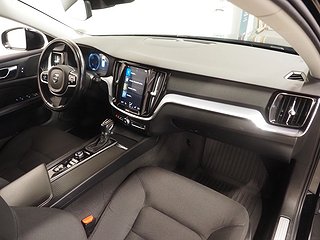 Kombi Volvo V60 Cross Country 7 av 18