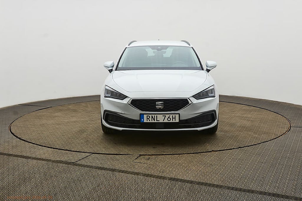 Seat Leon León 1.5 eTSI P-värmare, Drag Teknikpaket, Vision Plus,