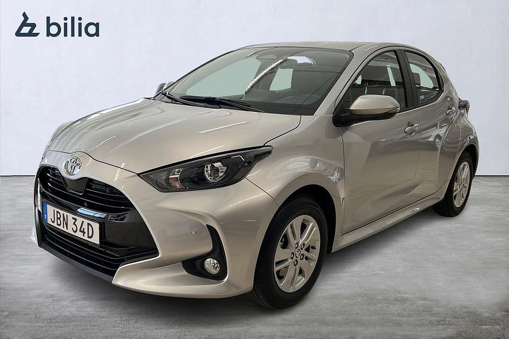 Toyota Yaris Hybrid 115 1,5 5D Active Komfortpaket P-sensorer