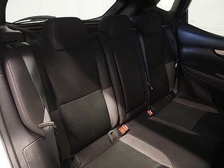 SUV Nissan Qashqai 13 av 19