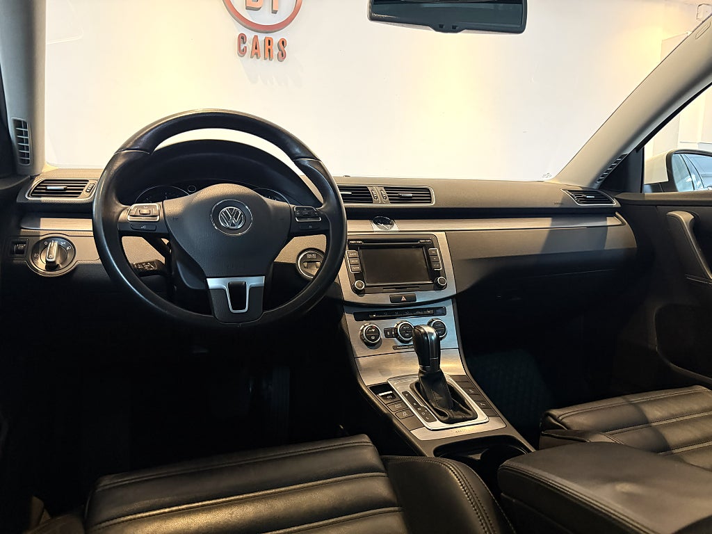 Volkswagen Passat Variant 2.0 TDI DPF BMT 4Motion GT PANORAMA D-VÄRM SKIN