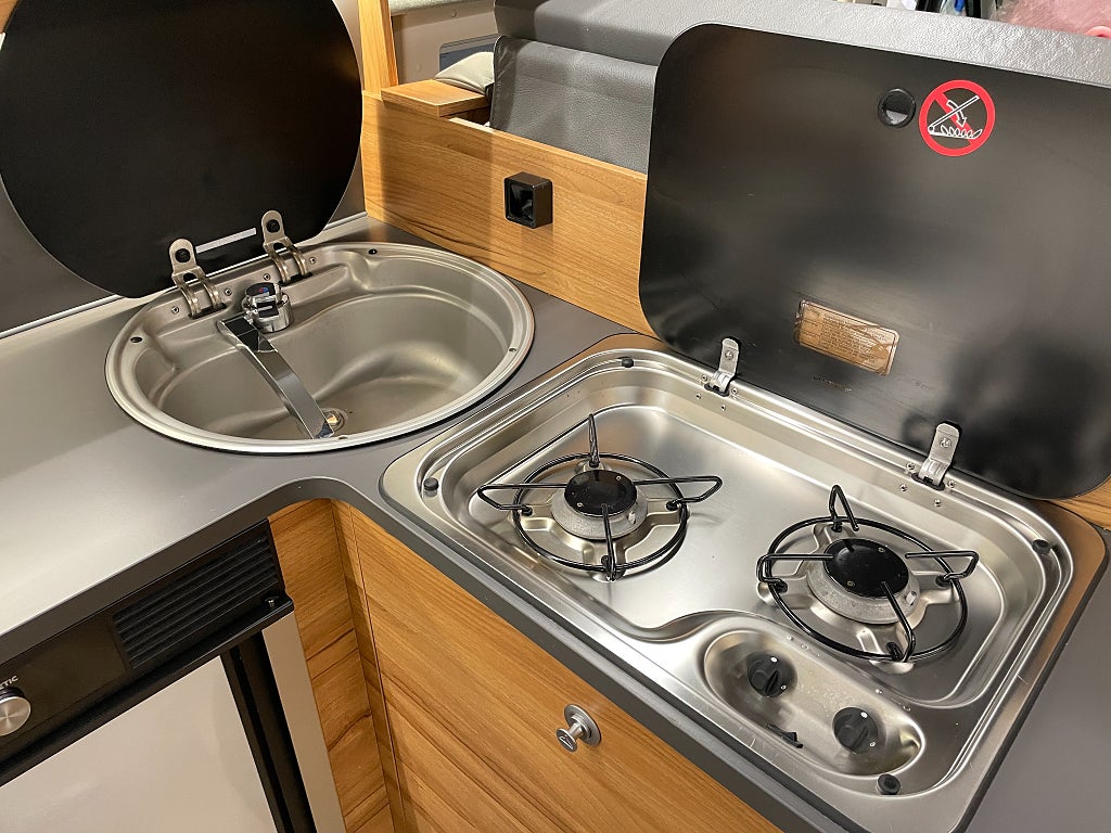 Affinity One 295 /AC bodel/Solcell/Våningssäng/Automat 160hk - Affinity