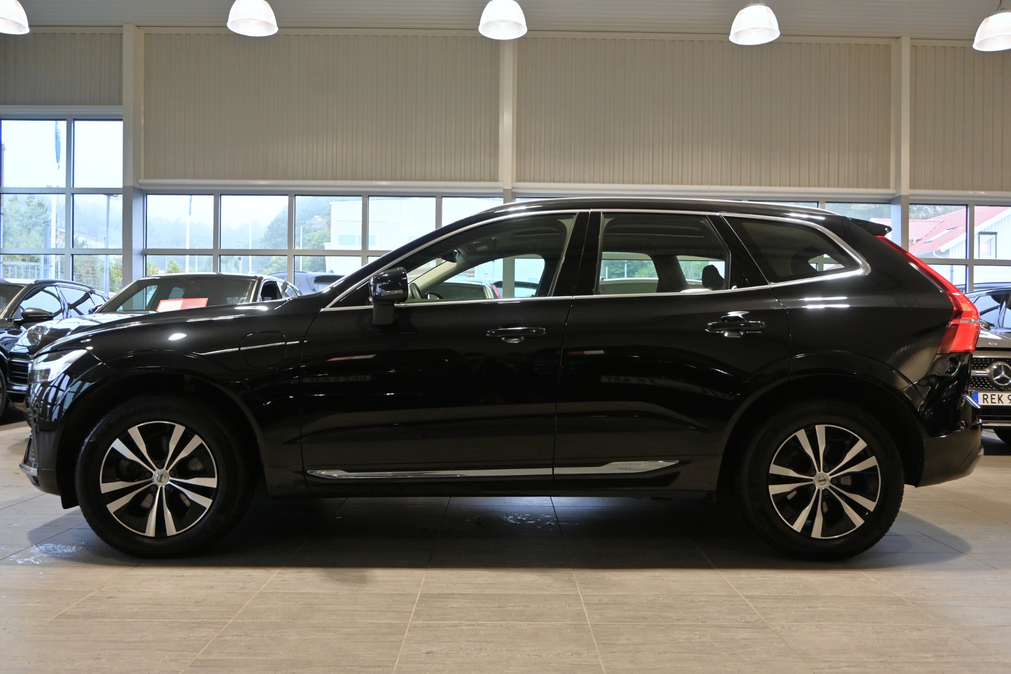 Volvo XC60 2023, bild 2/10