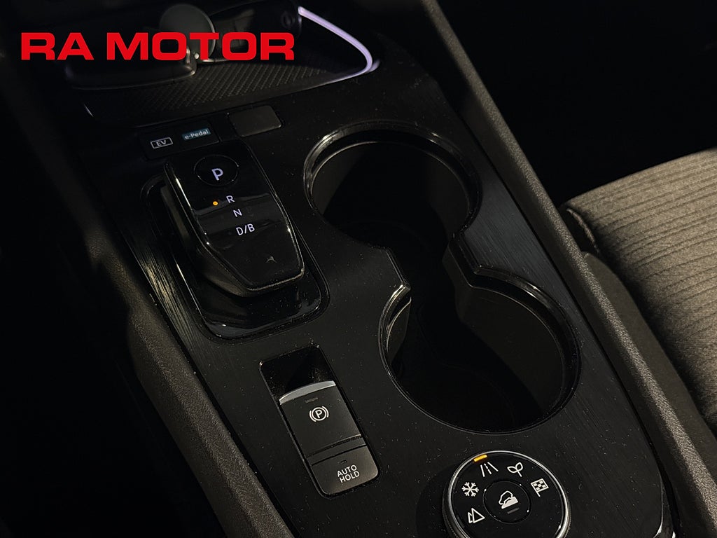 Nissan X-Trail e-4ORCE N-Connecta 7 sits| Nav | 360 | HUD | Garanti 2023