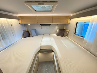 Husbil-halvintegrerad Adria COMPACT SELECT DL 21 av 24