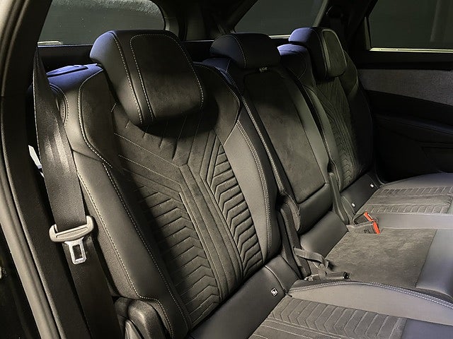 Bild på Peugeot 5008 GT HYBRID 136hk AUT - 7-SITS, ALCANTARA