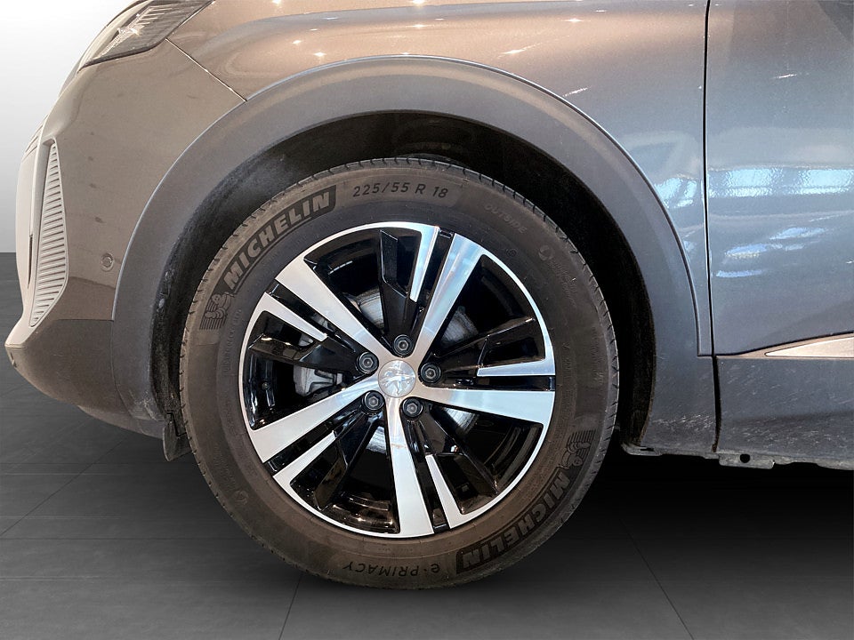 Bild på Peugeot 5008 GT 1.2 PT 130hk Aut 7-SITS B-KAMERA