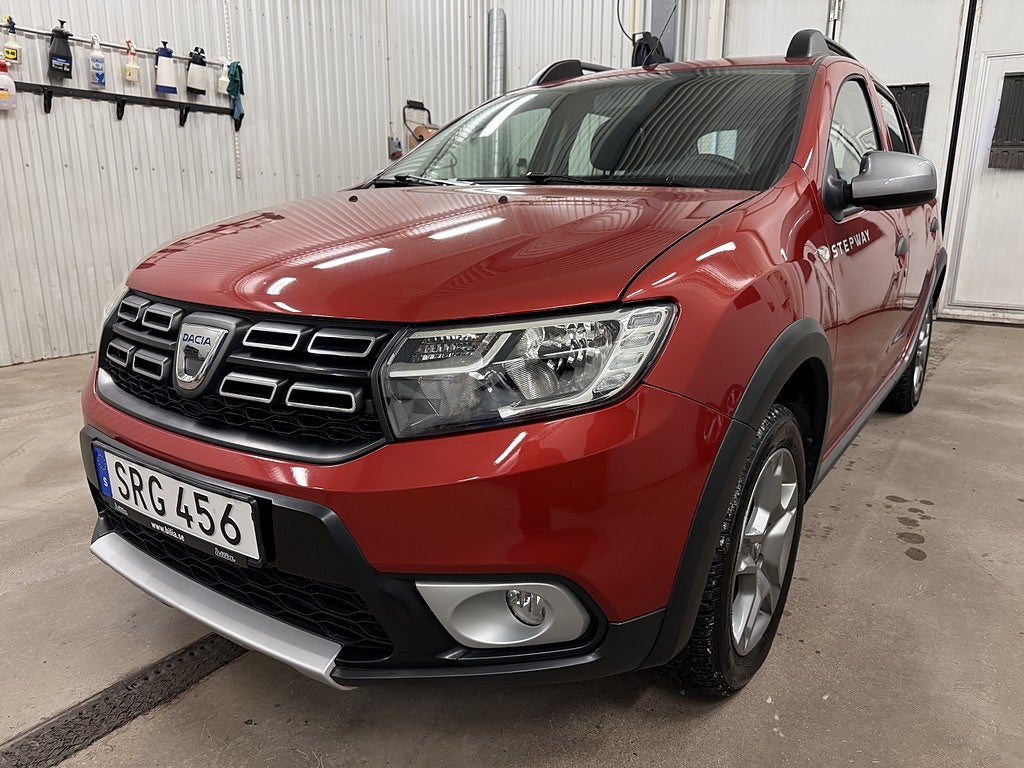 Dacia Sandero Stepway 0.9  --1140mil-- Enkelhet och funktion