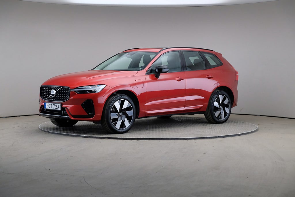 Volvo XC60 Recharge T6 350hk AWD Plus Dark Läder H&K Drag
