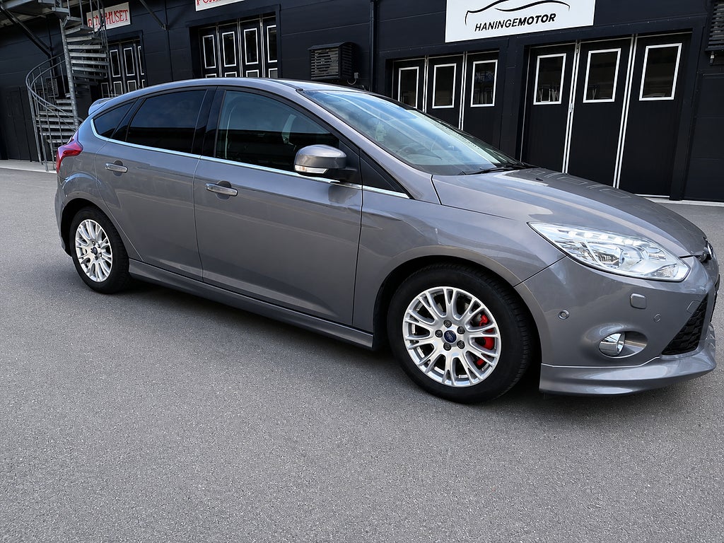 Ford Focus 2.0 TDCi Powershift Titanium LÅGMILAR 
