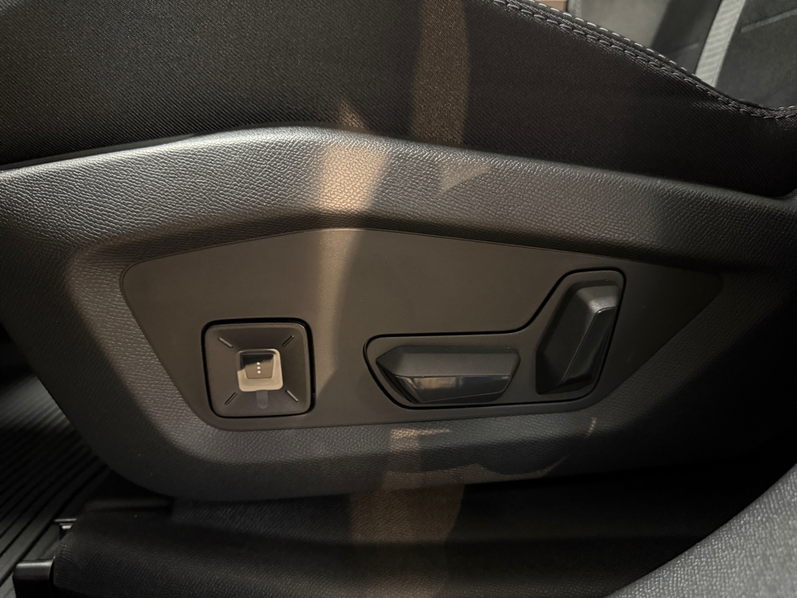 Opel Grandland GS PHEV Dragkrok 360° 2026, bild 6/10