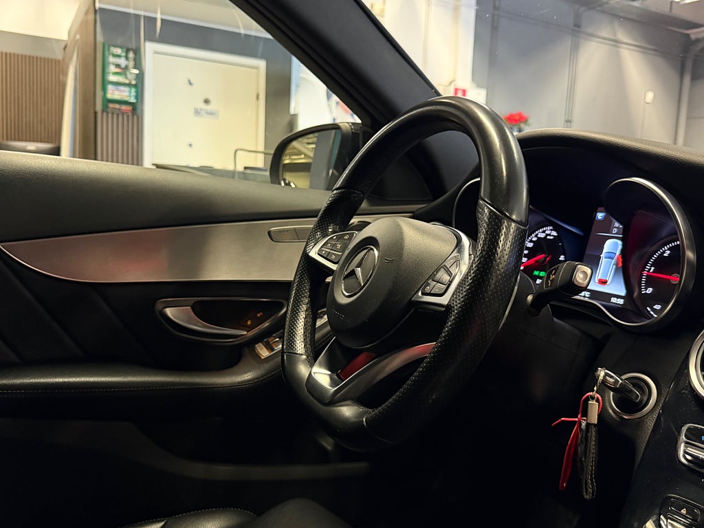 Mercedes-Benz C220 d 2018 - miniatyr 25