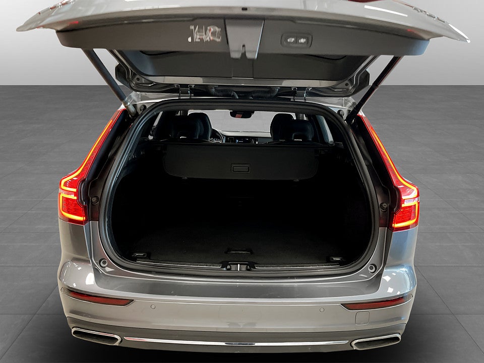 Bild på Volvo V60 Inscription Teknikpaket T5 250hk H/K 360° PANO ELSTOL