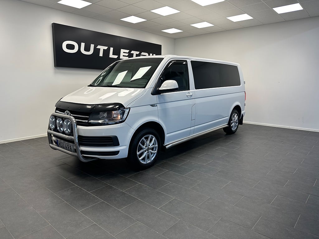 Volkswagen Caravelle T30 2.0 TDI 150hk Comfortline 9-sits Carplay MOMS