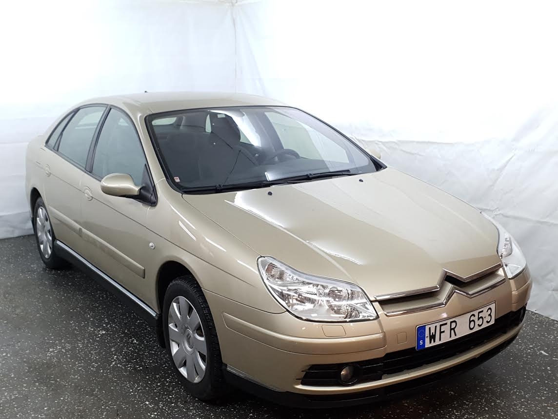 Citroen C5 2.0 140hk En ägare 2005, kuva 5/33