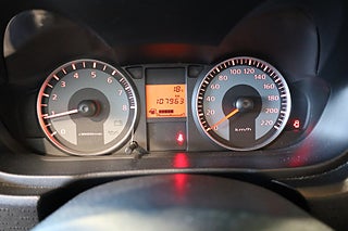 Halvkombi Mitsubishi Colt 17 av 20