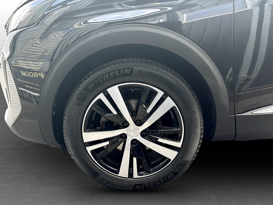 Bild på Peugeot 5008 GT 1.2 PT 130hk Aut 7-SITS B-KAMERA CARPLAY