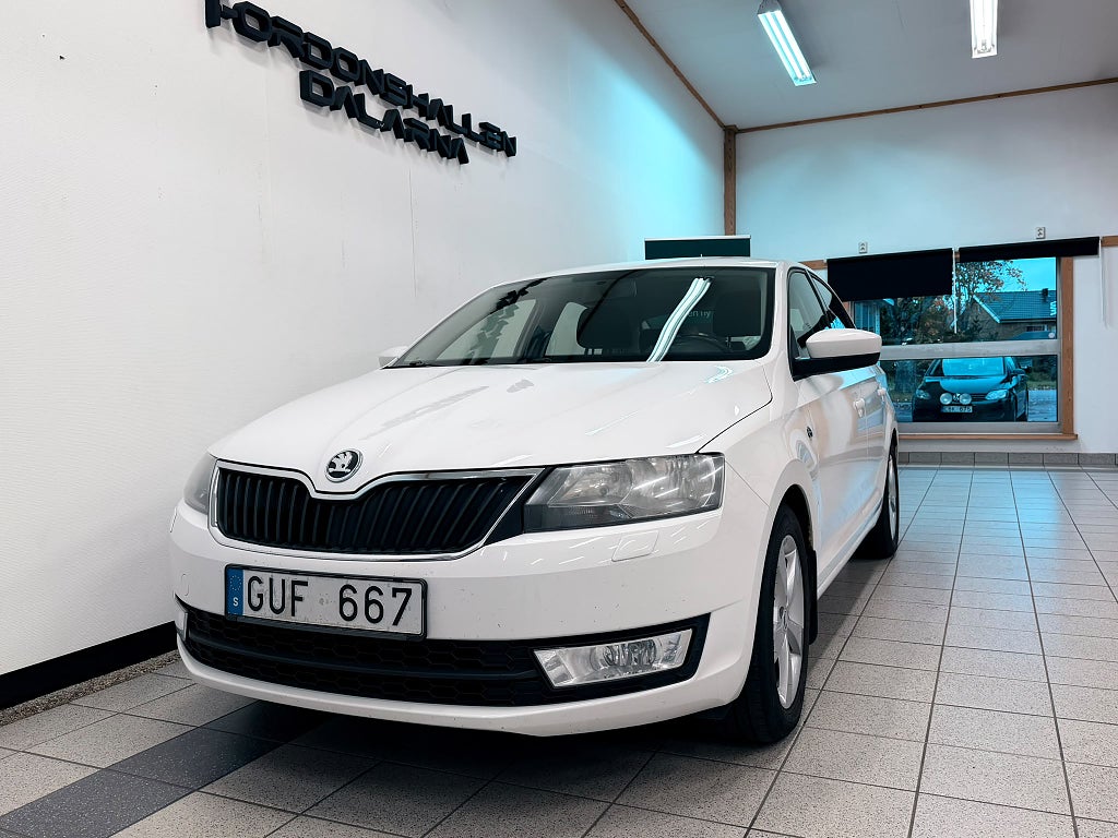 Skoda Rapid 1.2 TSI Ny servad / V-Hjul / Navigation 