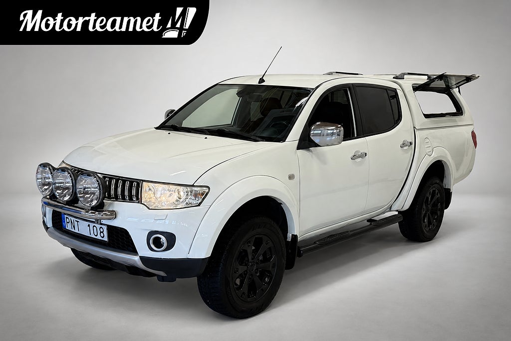Mitsubishi L200 Dubbelhytt 2.5 4x4 Kåpa Skinn Drag Nyserv Hög/Lågväxel