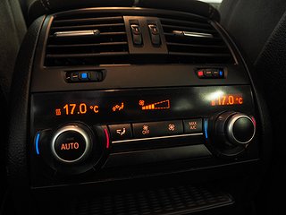 Kombi BMW 530 16 av 27