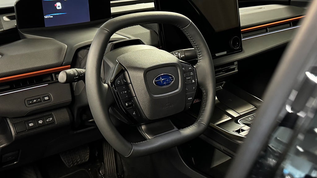 Subaru Uncharted Touring 77 kWh AWD 20" Harman/Kardon Navi 360 Kamera bild 13