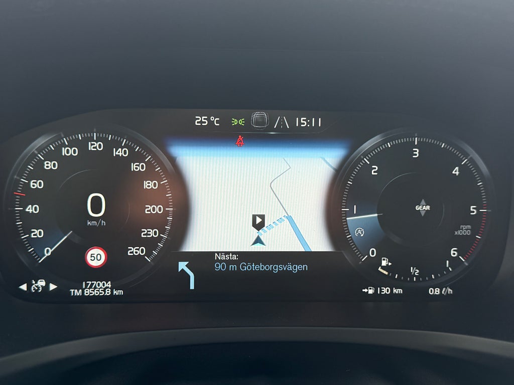 Volvo V60 D3 Momentum 2 Brukare Ny servad - miniatyr 17