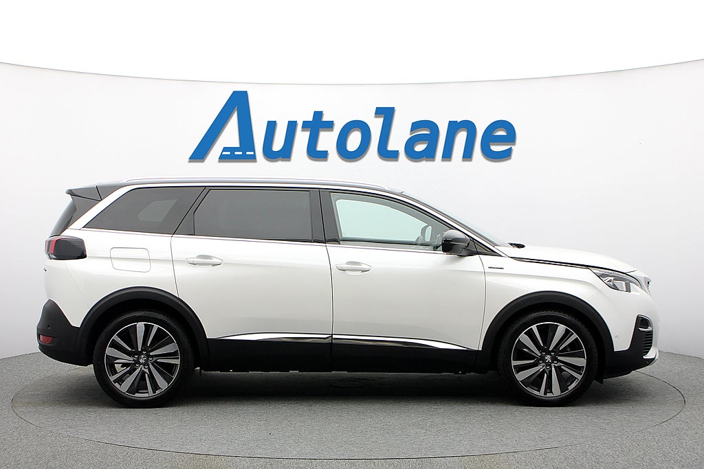 Peugeot 5008 2.0 BlueHDi 7-sits, Dragkrok, Focal, Massage 177hk