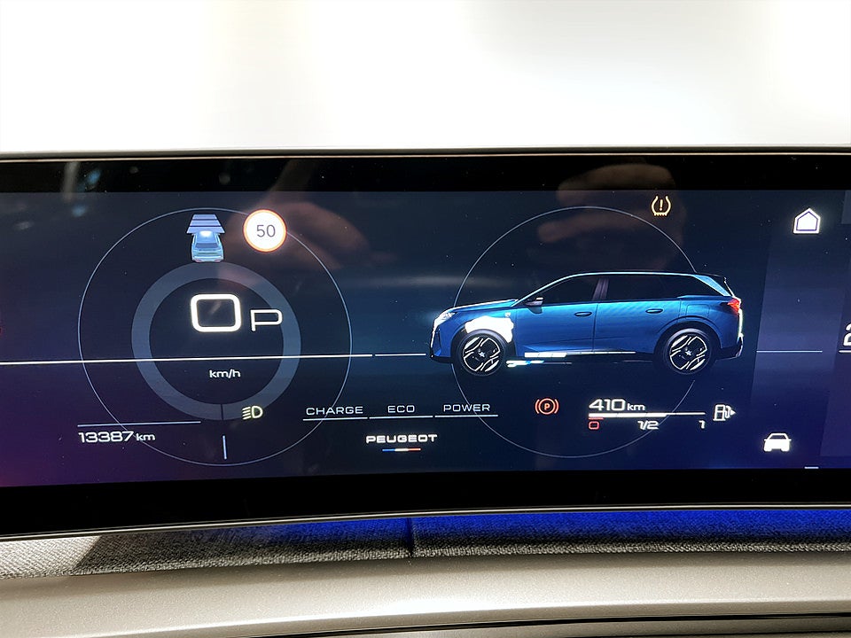 Bild på Peugeot 5008 GT Hybrid 145hk Aut 7-SITS B-KAMERA CARPLAY
