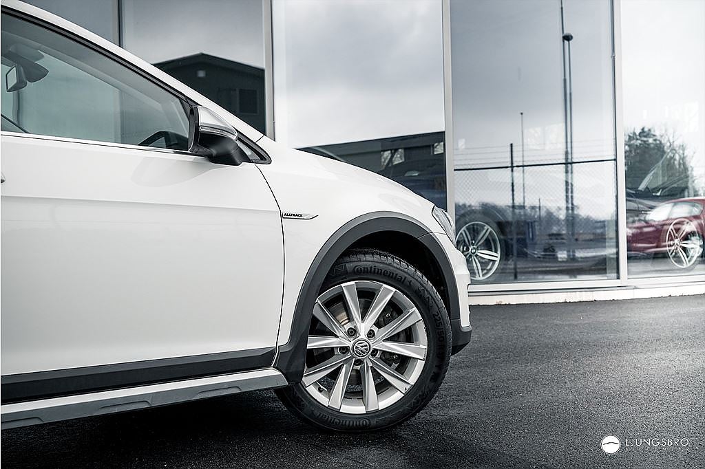 Volkswagen Golf Alltrack 2.0 4M 184hk / Kamrem bytt / Drag