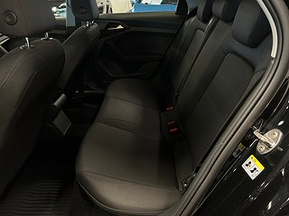 Audi A1 Sportback 30 TFSI Proline S&V-däck/M-värm/Sensorer