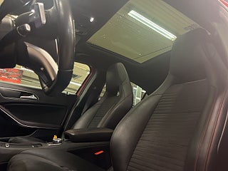 Mercedes-Benz A 220 d AMG Sport Pano/Kamera/MoK-värm/AdaptivFart/SoV – bild 22