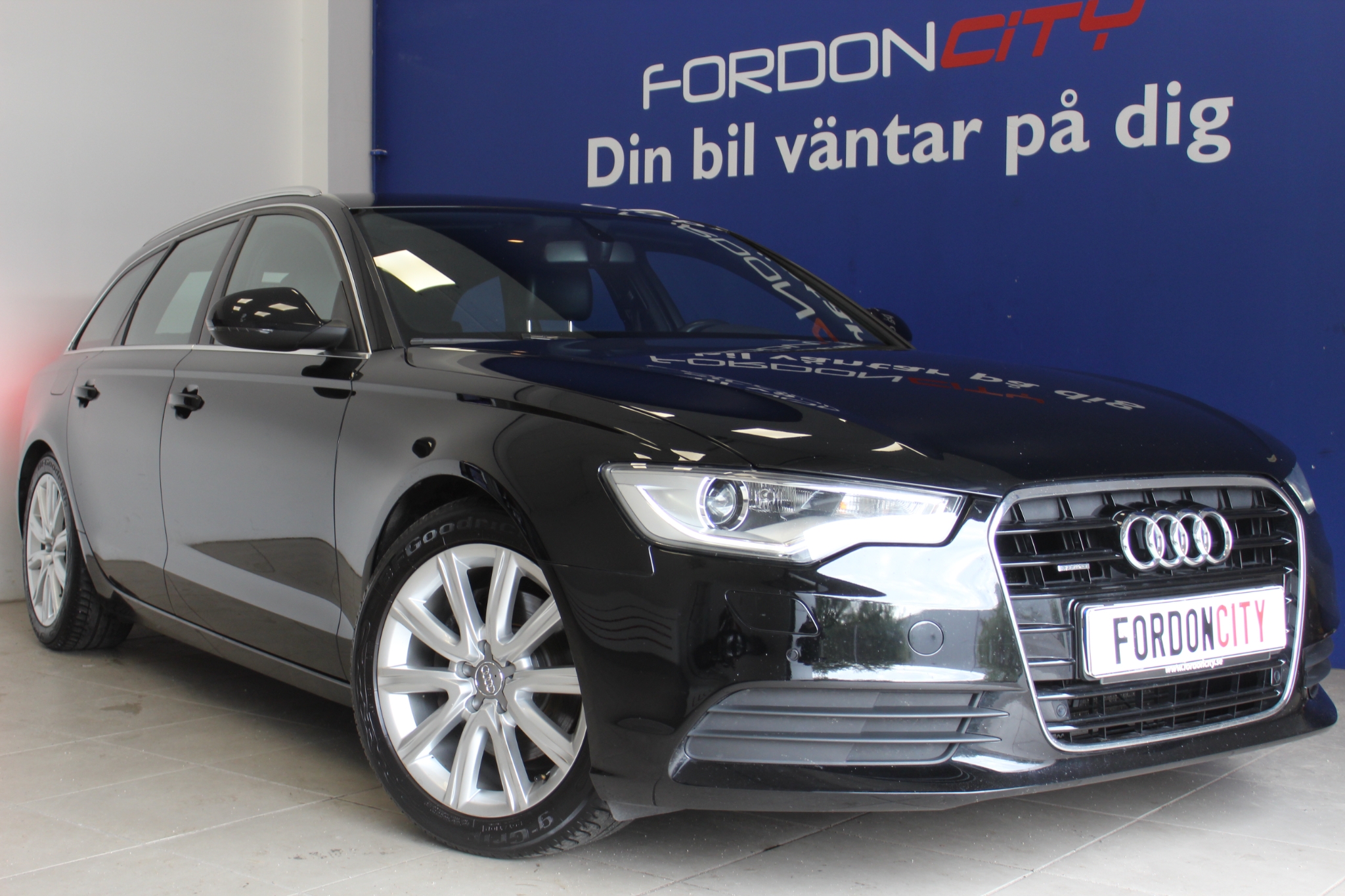 Audi A6 2012, bild 2/40