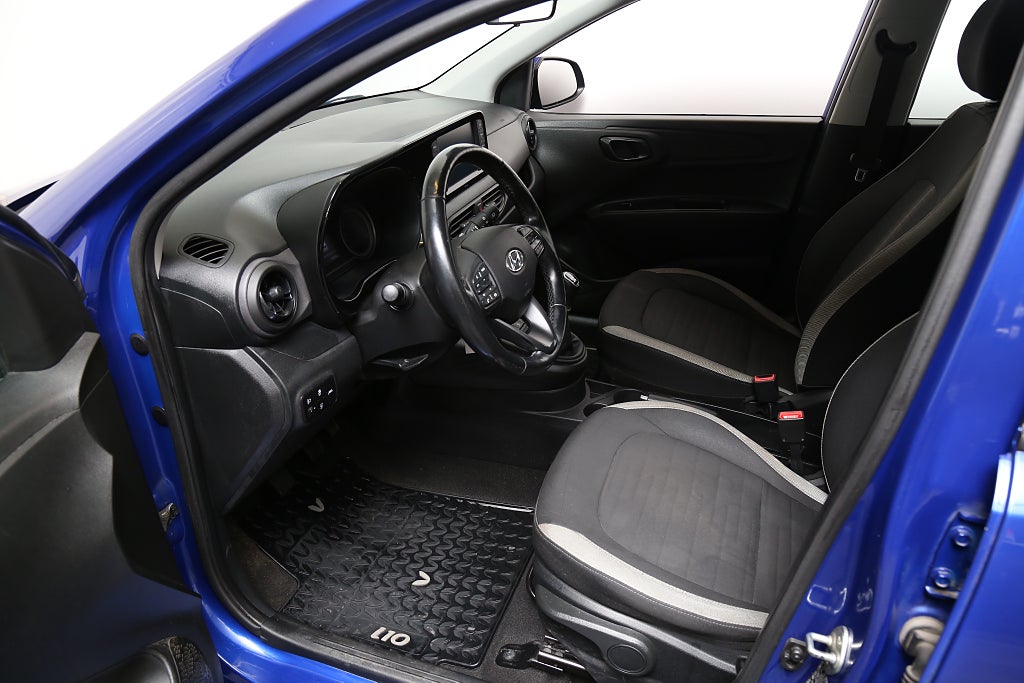 Hyundai i10 1,0 blue 67hk Essential CarPlay 2021