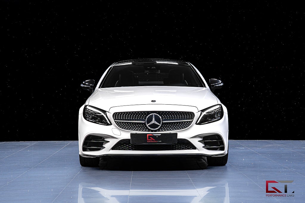 Mercedes-Benz C200 4Matic Coupé AMG Pano Backkamera MULTIBEAM Nightpackage