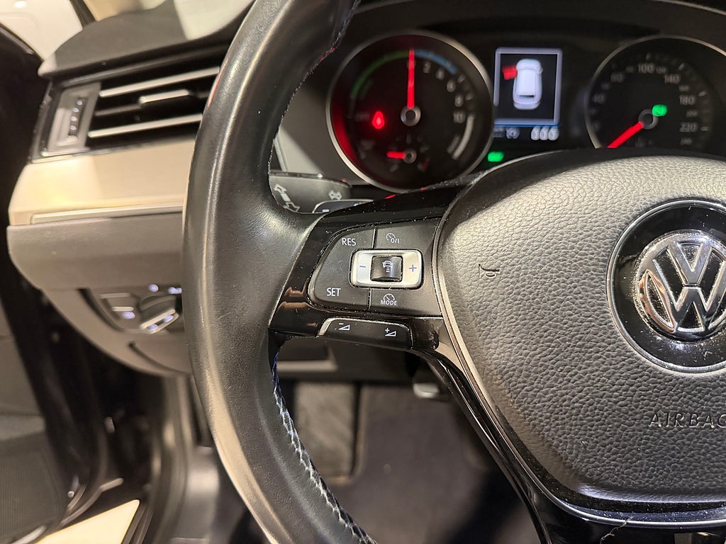 Volkswagen Passat GTE 218hk Phev | Drag | Kamera | 2018