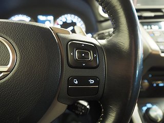 SUV Lexus NX 21 av 24