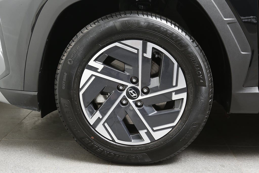 Hyundai Tucson 1.6T MHEV Essential Automat 0,99% Kampanjränta 2025