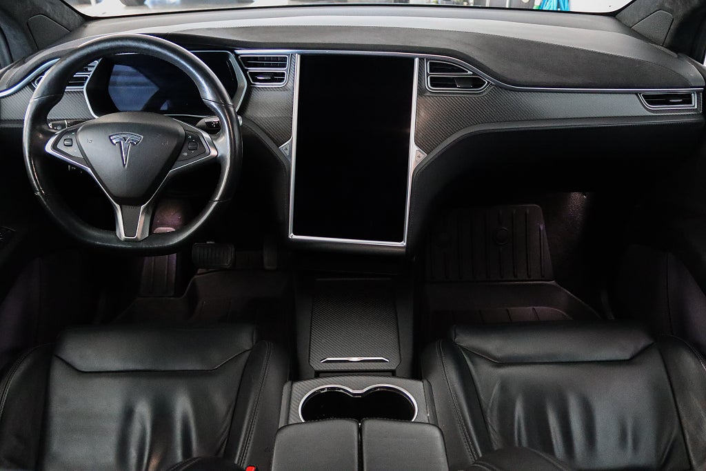 Tesla Model X 100D Luftfjädring Pano Dragkrok 6-Sits ( MOMSBIL )