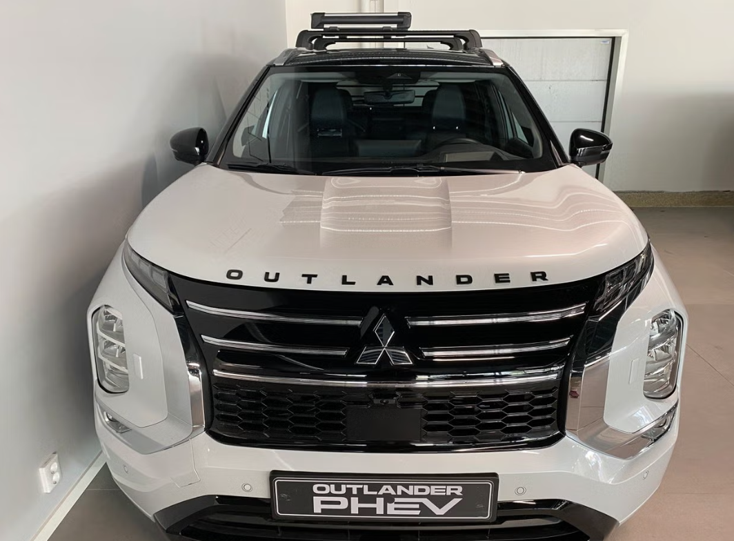 Mitsubishi Outlander Instyle PHEV 2026, bild 2/43