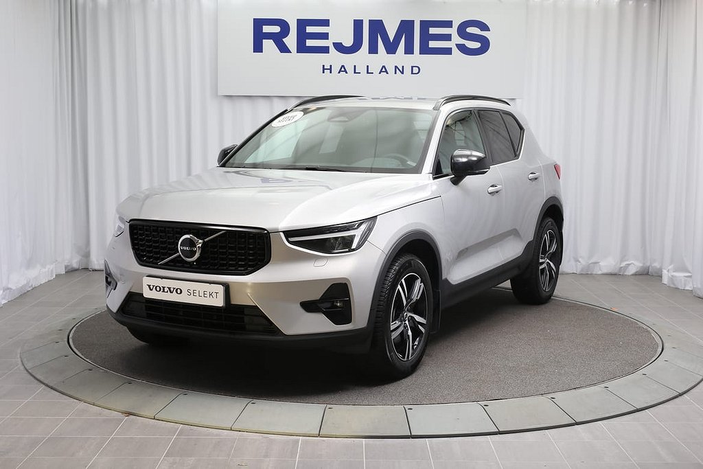 Volvo XC40 B4 FWD Bensin Plus Dark Drag Motorstol Förarstöd