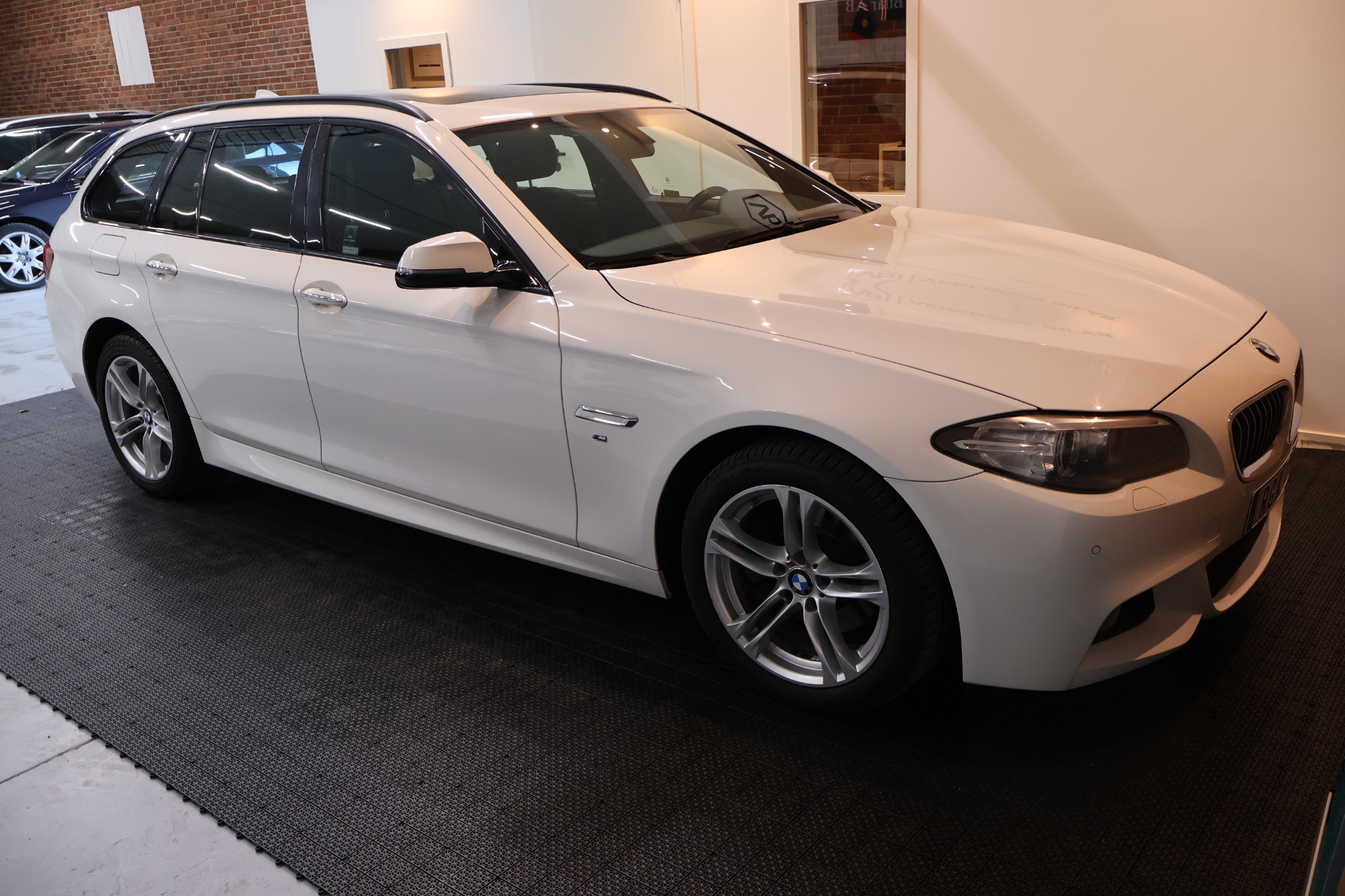 BMW 520d M Sport 2017, bild 3/10
