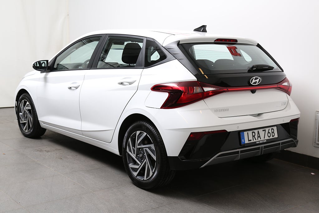 Hyundai i20 Essential 1.0 T-GDI 100HK AUT 2025