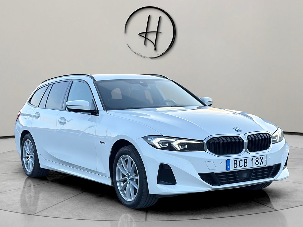 BMW 330e Touring Steptronic Dragkrok NYA MODELLEN NIVÅ 5 SE-UTR
