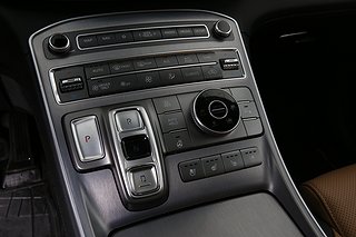 SUV Hyundai Santa Fe 11 av 14