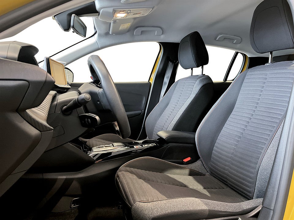 Bild på Peugeot e-208 Active 50kWh 136hk Aut CARPLAY BACKSENSORER
