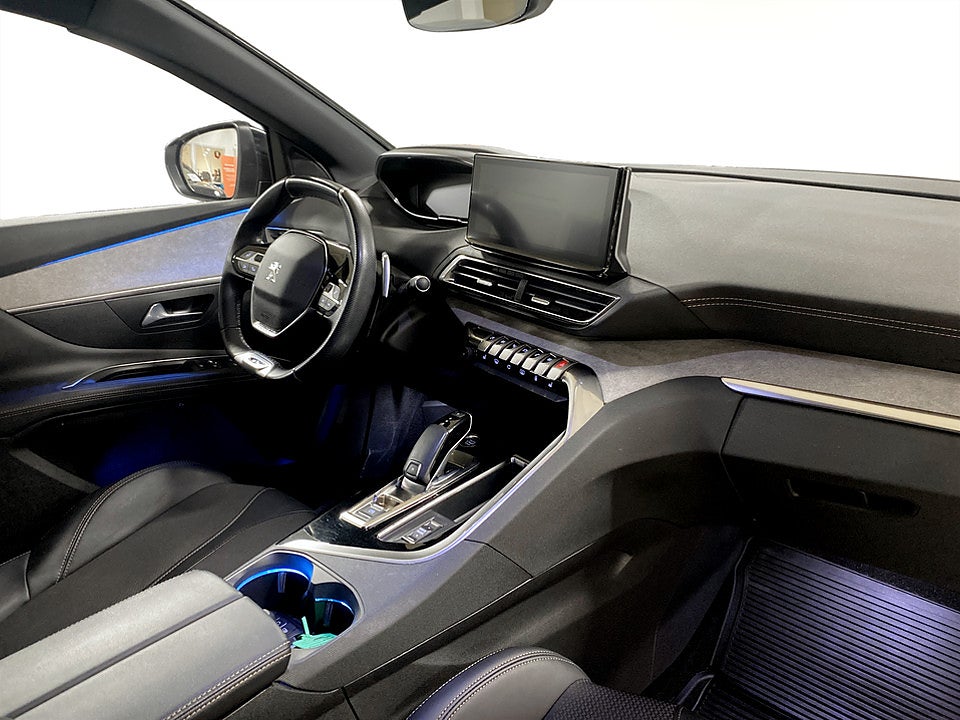 Bild på Peugeot 3008 GT 1.2 PT 130hk Aut - B-KAMERA,CARPLAY,NAV