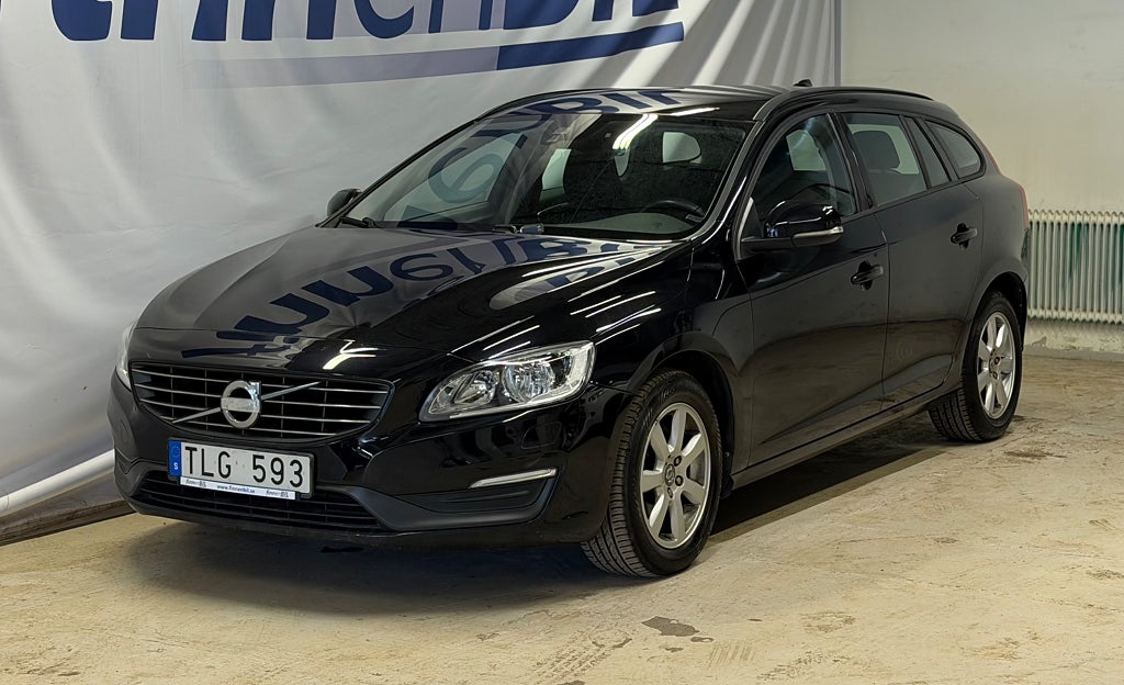 Volvo V60 T3 Kinetic besiktad 