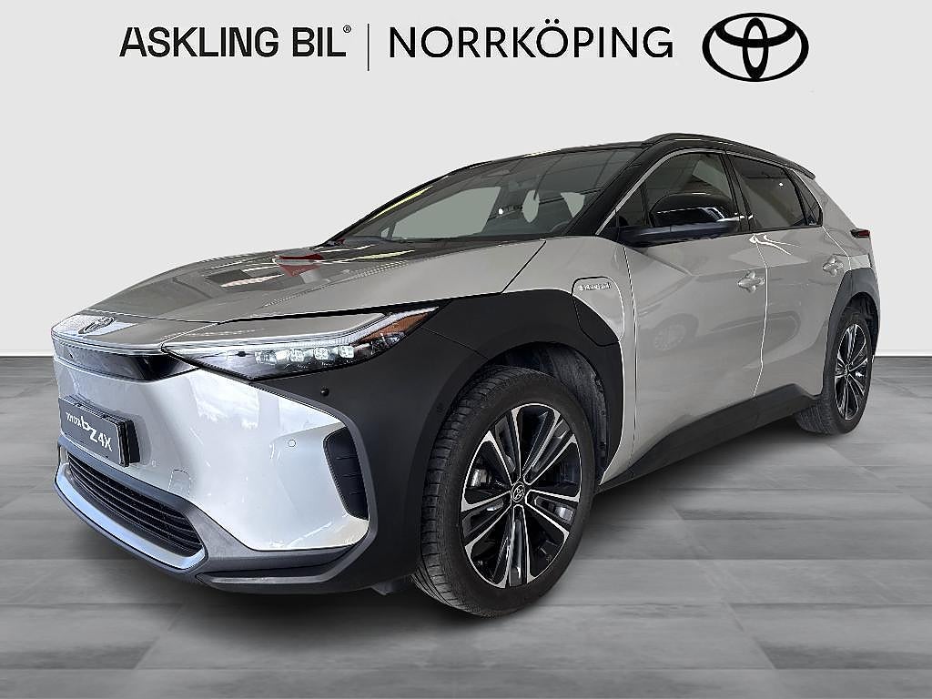 Toyota bZ4X 71.4 kWh AWD Executive 20" Panorama / V.hjul